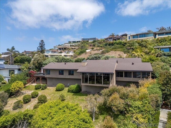 Building Photo - 8496 Westway Dr