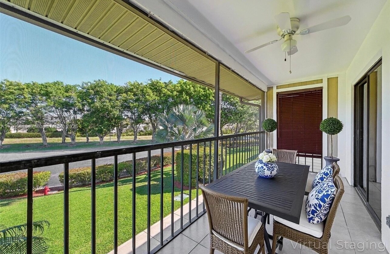 Balcony - 15492 Lakes of Delray Blvd