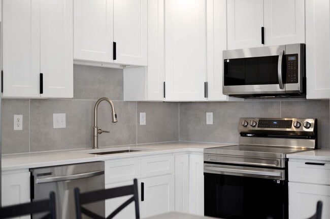 Building Photo - 2151 Colerain Ave