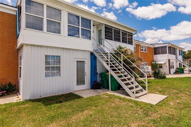 Building Photo - 4158 S Tamiami Trl