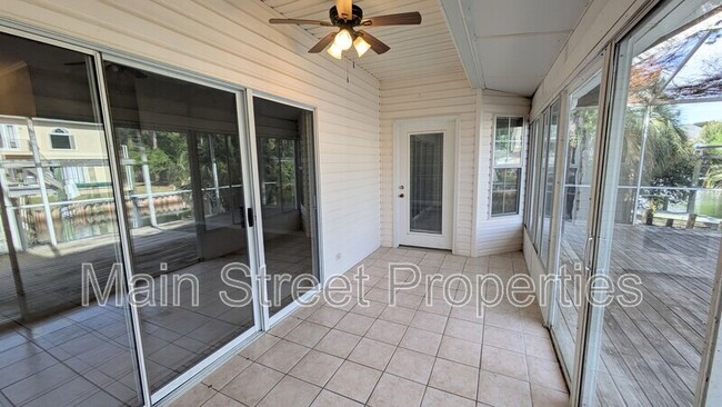 Building Photo - 1612 College Pkwy