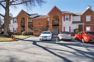 Building Photo - 901 Gas Light Ln