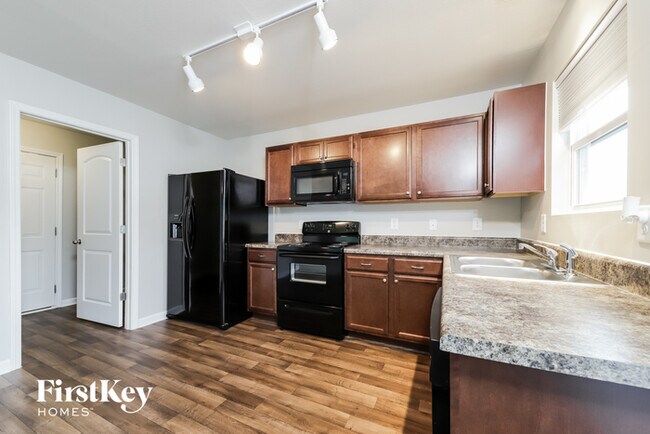 Building Photo - 179 Bedrock Ct