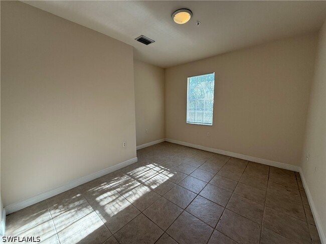 Building Photo - 3973 Pomodoro Cir