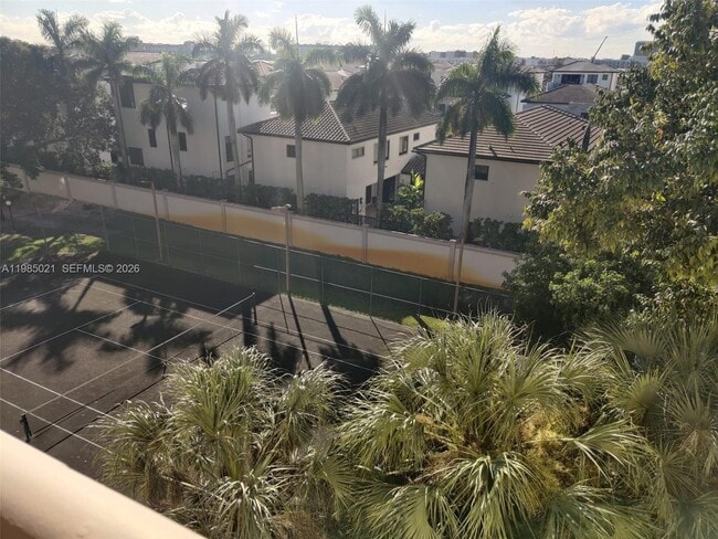 Building Photo - 8290 Lake Dr