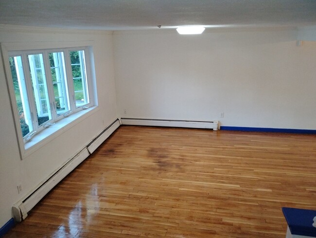 Building Photo - 15 Robert Arey Dr