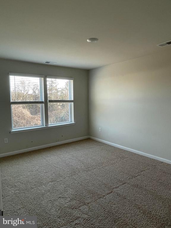Building Photo - 95 Filbert Dr