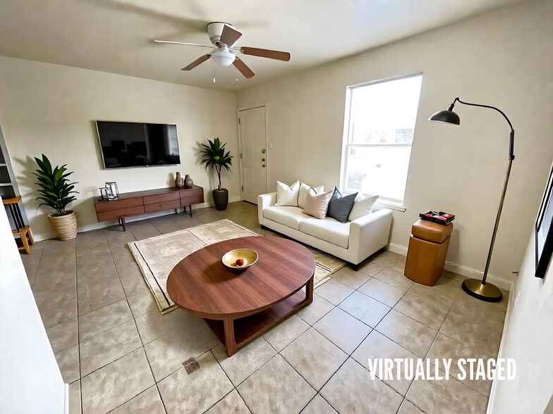 Building Photo - 1504 Windward Dr