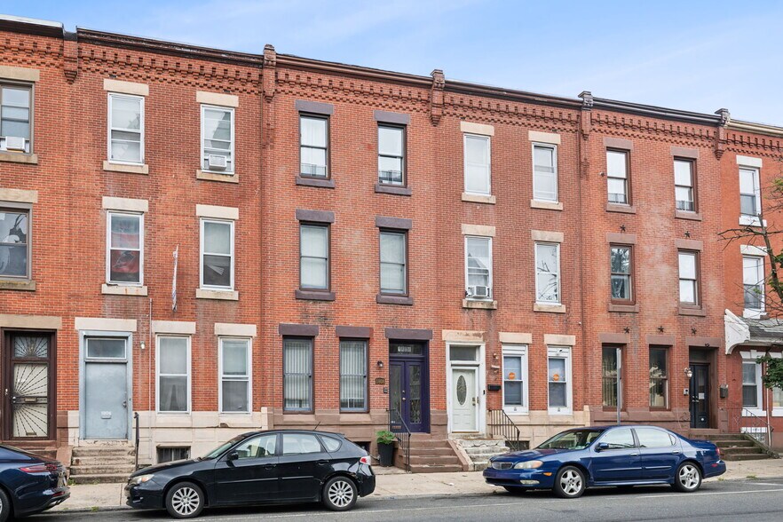Building Photo - 1808 W Diamond St