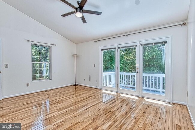 Building Photo - 9400 Van Arsdale Dr
