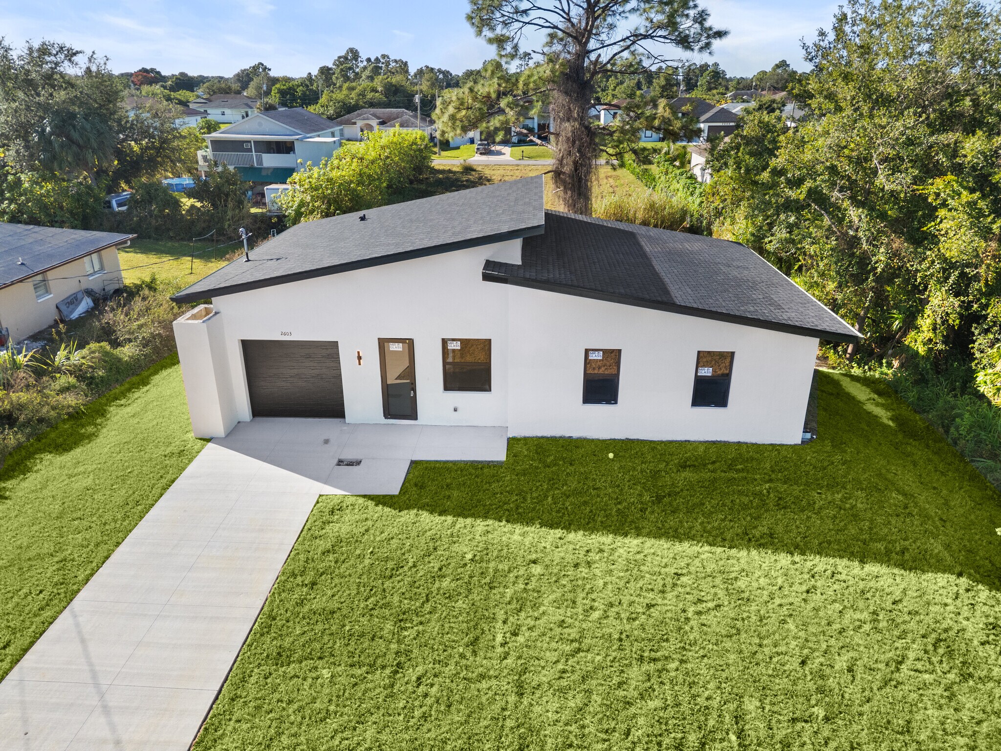 Building Photo - 2603 3rd St SW