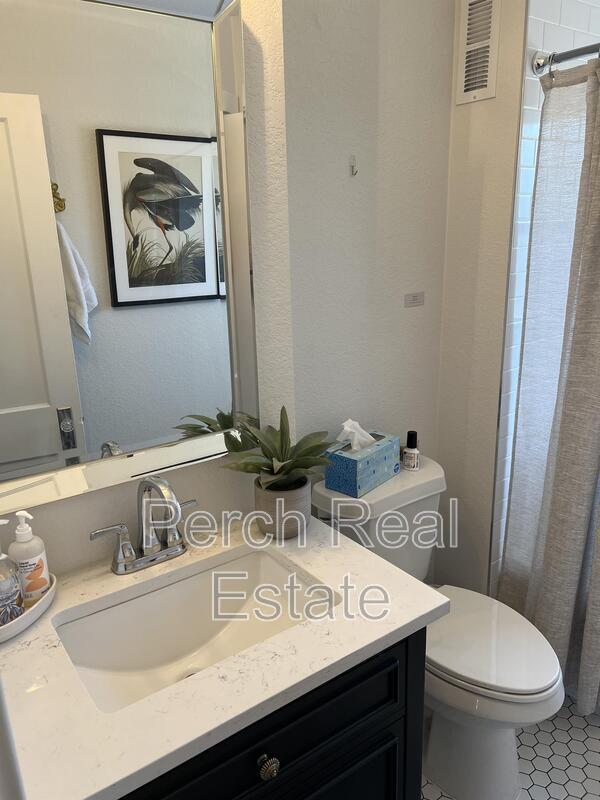 Building Photo - 390 S Garrison St