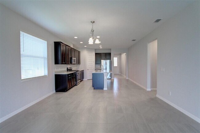 Building Photo - 2508 Pangea Cir