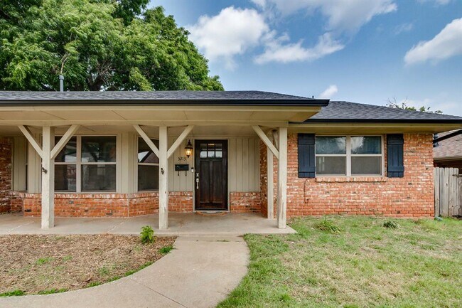 Building Photo - 3213 NW 61st Pl
