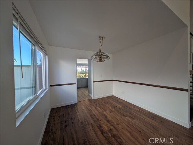 Building Photo - 30516 Sandtrap Dr