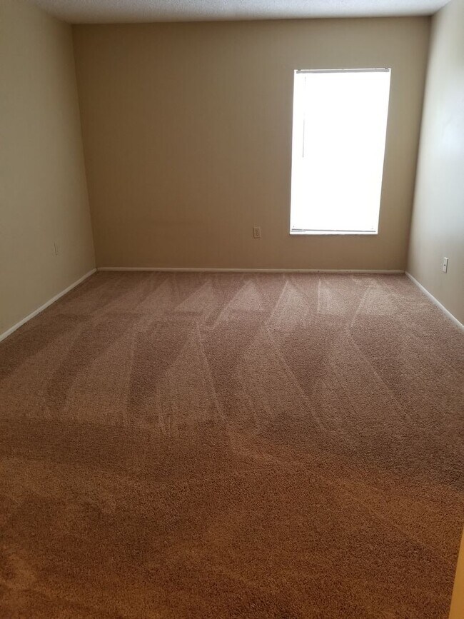 Building Photo - 14213 Shadow Moss Ln
