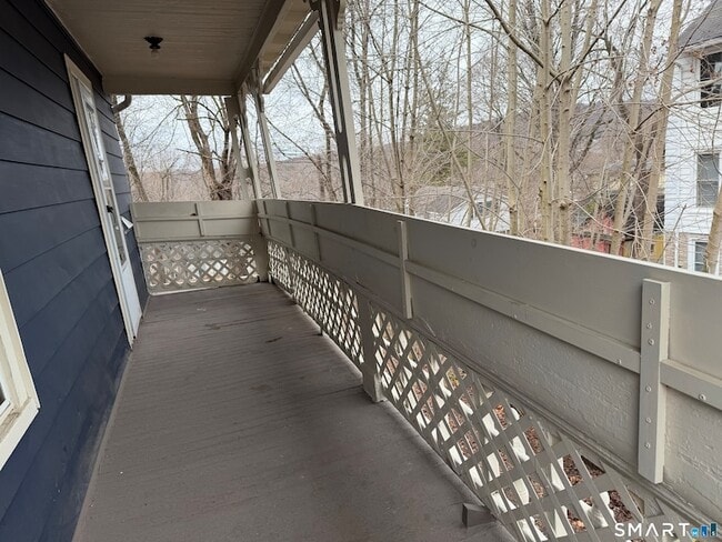 Building Photo - 112 Rockwell St