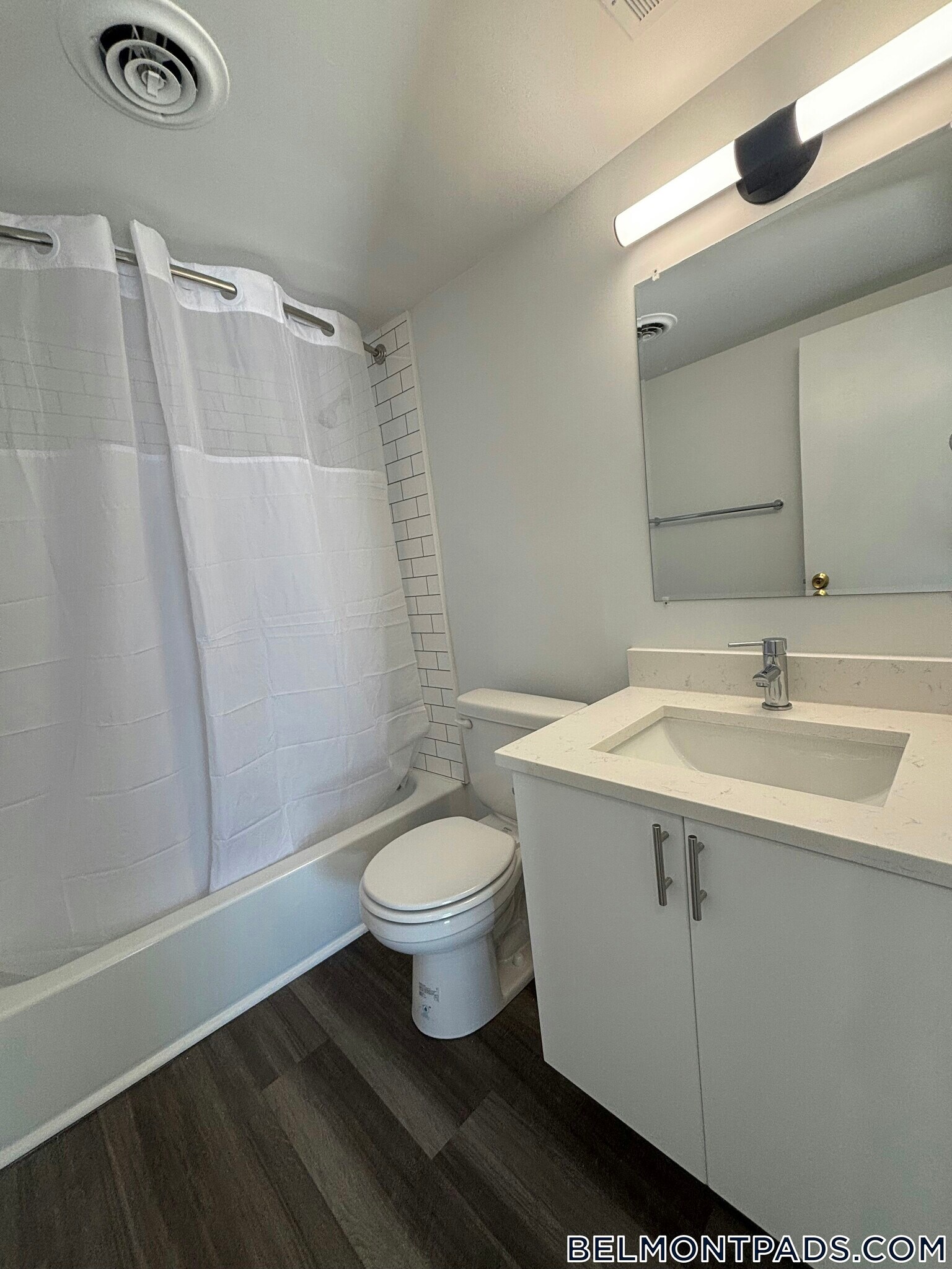 Building Photo - 53 Hill Rd