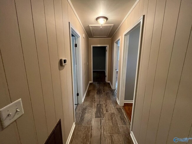 Building Photo - 803 Corsbie St NW