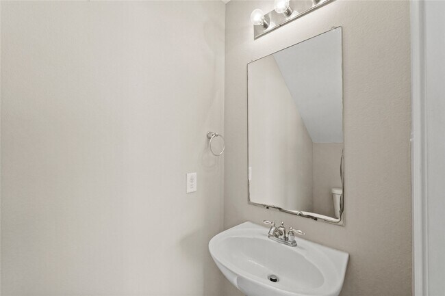 Building Photo - 21826 Siberian Elm Ln