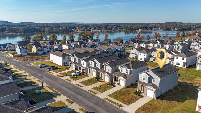 Building Photo - 6393 Raibow Row