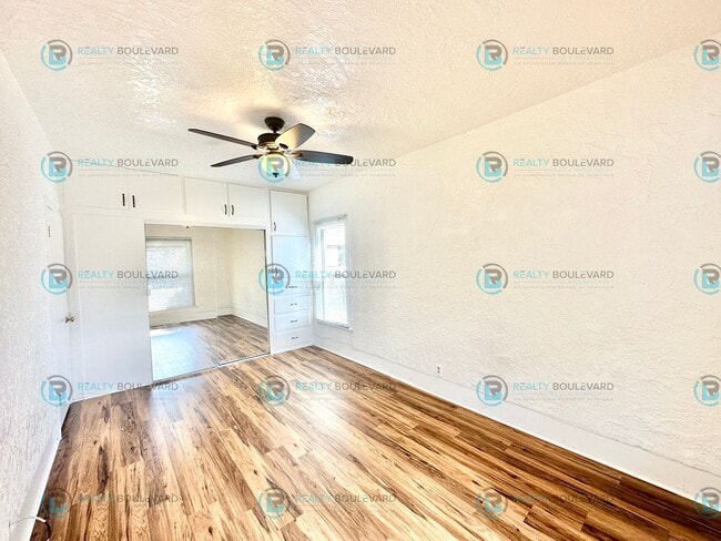 Building Photo - Charming 2-bedroom, 1-bathroom house near the Truckee river