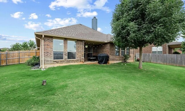 Building Photo - North Rose Lake neighborhood, within the D...