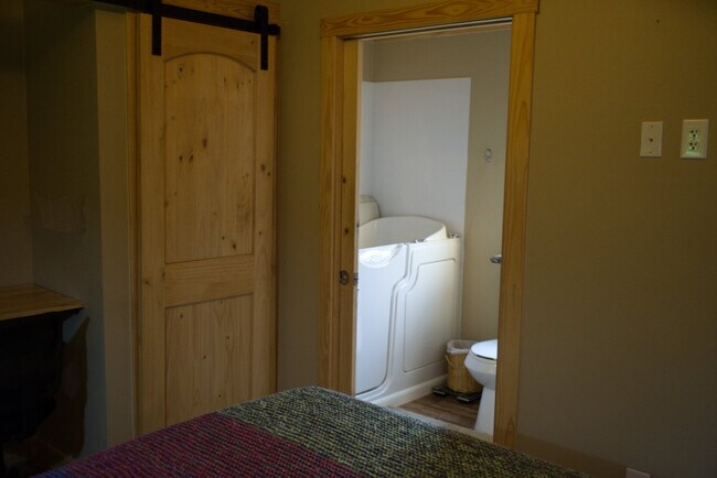 Building Photo - 7009 S I-35 Frontage Rd