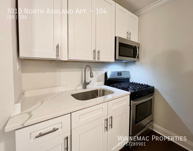 Building Photo - 7010 N Ashland Ave