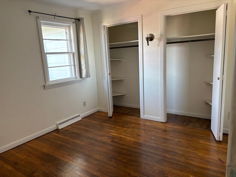 Building Photo - 10500 E Traverse Hwy