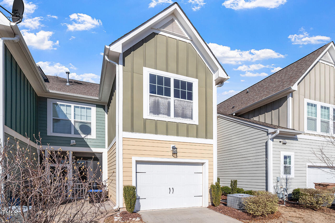 Building Photo - 550 Balsam Fir Dr