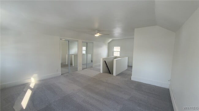 Building Photo - 204 Union St