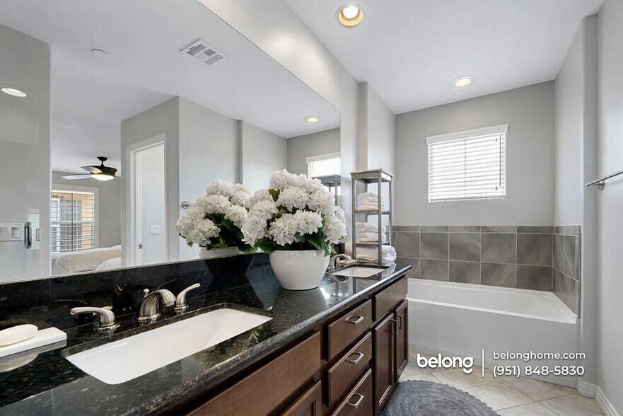 Building Photo - 80046 Silver Sage Ln
