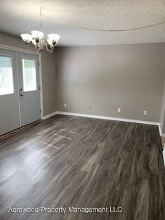 Building Photo - 3 br, 2 bath House - 902 S Peoria Street