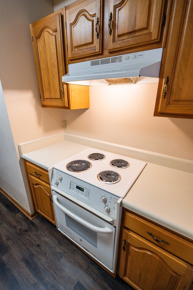 Building Photo - 1224 Brafforton Dr