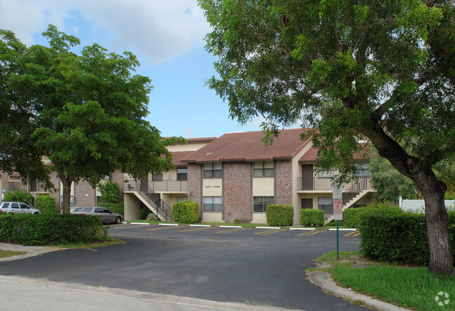 Building Photo - Glenwood Apartments