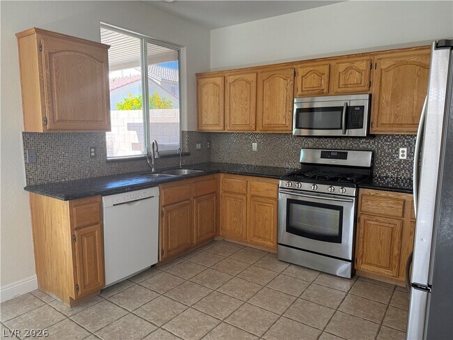 Building Photo - 8159 Shellstone Ave