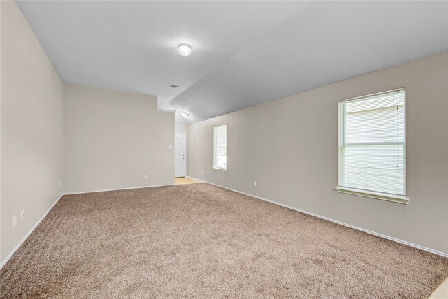 Building Photo - 4226 Richmeadow Dr