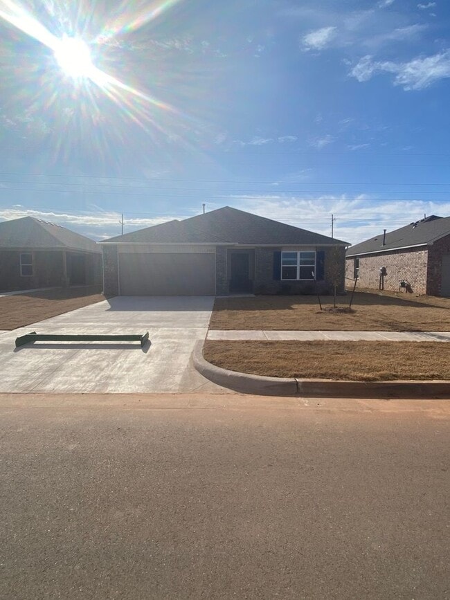 Building Photo - Pre-Leasing Now! Secure This Modern 3-Bedroom, 2-Bathroom Home in Shadow Valley