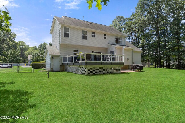 Building Photo - 6 Kindling Way