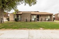 Building Photo - 2 Bedroom/1 Bath Condo in the Southwest - ...