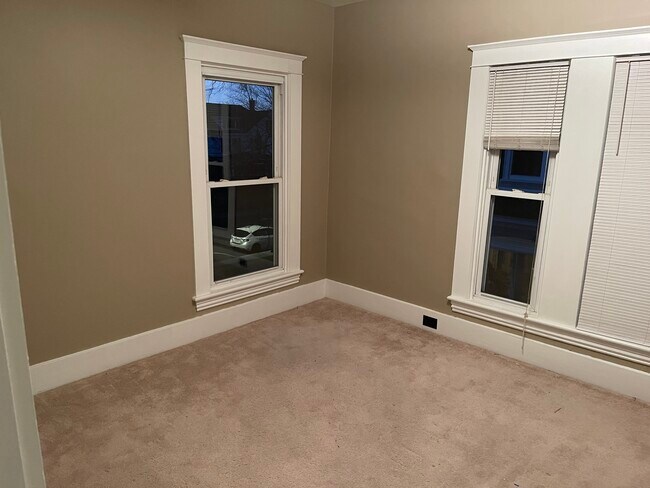 Unit2 Second Bedroom - 101 Walnut St