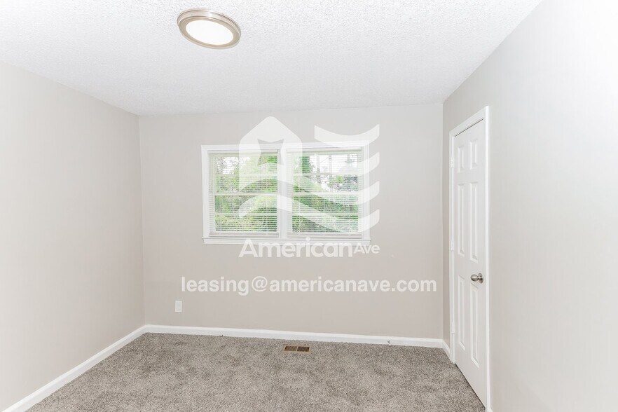 Building Photo - 110 Colbert Blvd