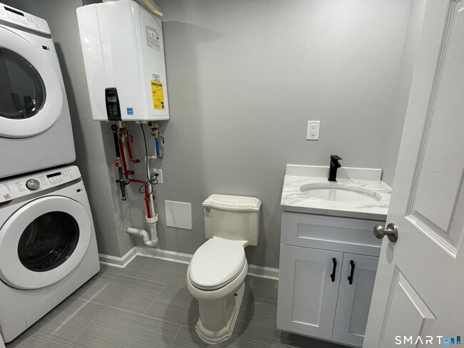 Building Photo - 111 Priscilla Cir