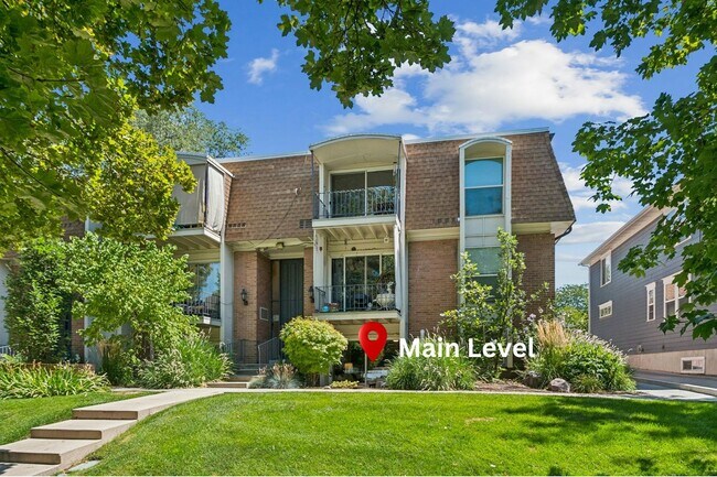 Building Photo - 127 S 800 E