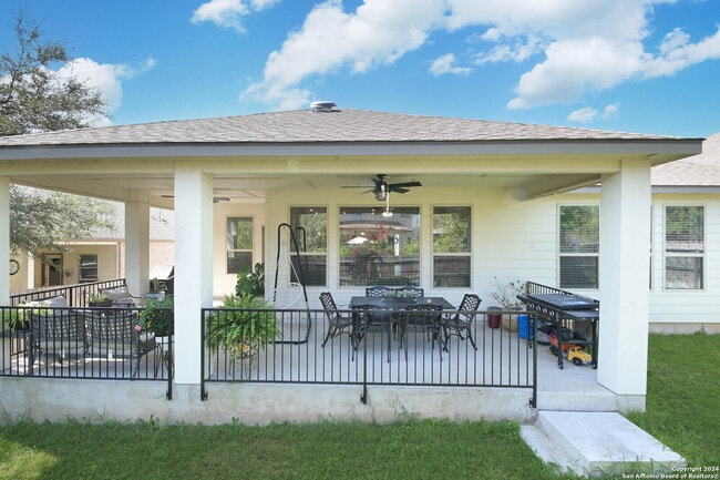 Building Photo - 446 Scenic Lullaby