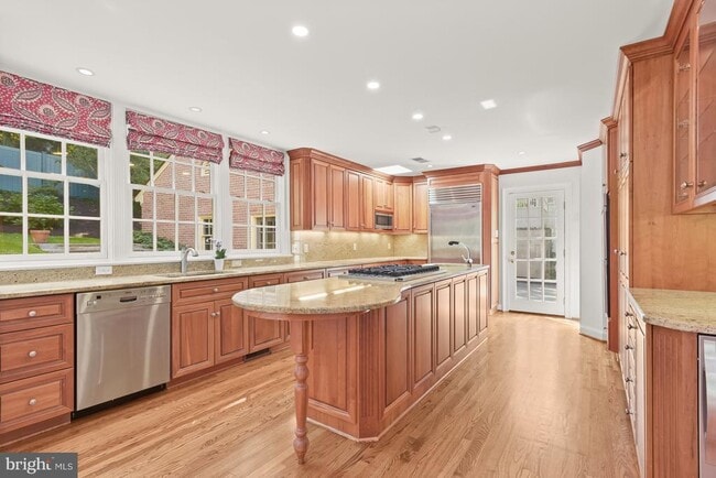 Building Photo - 4810 Rockwood Pkwy NW