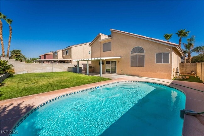 Building Photo - 1849 Glory Lily Ct