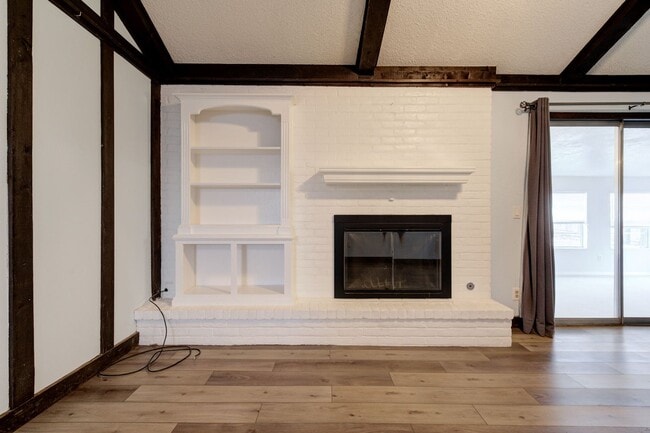 Building Photo - Welcome to your new home!