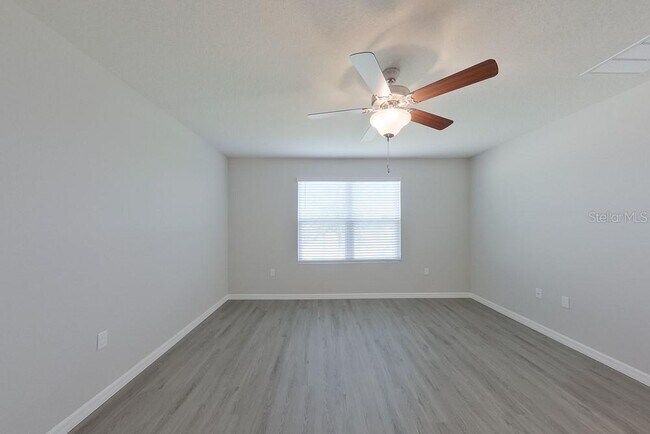 Building Photo - 4445 SW 85 Ln